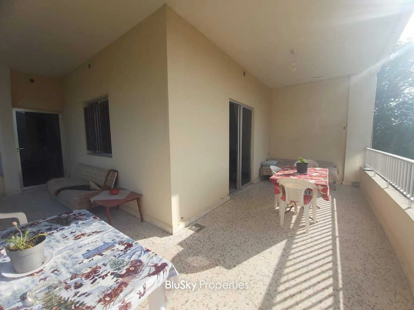 Stand Alone House 220m² for Sale in Zebdine — photo 3