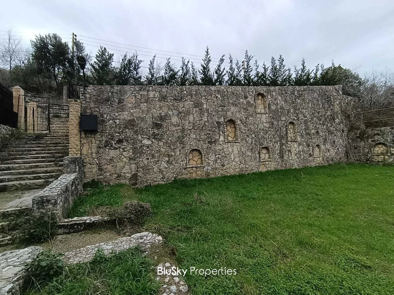 Villa 600m² with Garden for Sale in Zebdine — photo 4