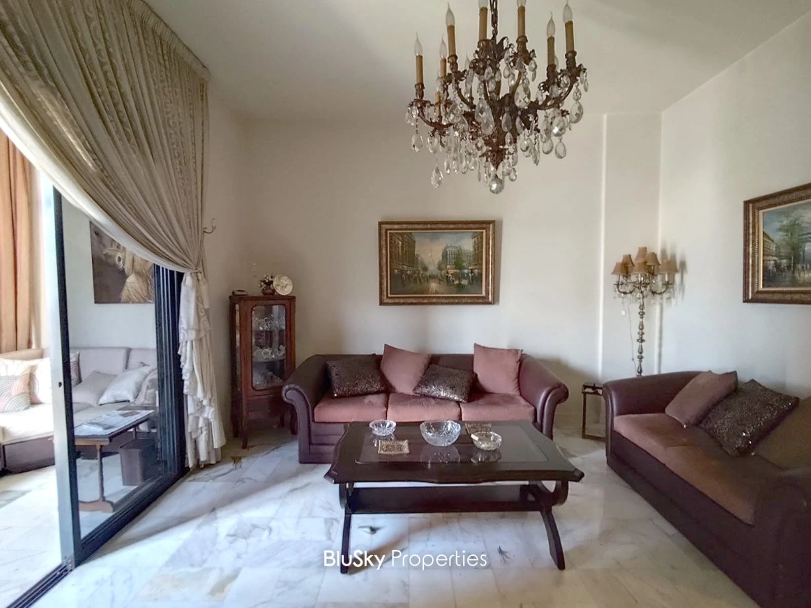 Apartment 135m² with Balcony for Rent in Zouk Mkayel
