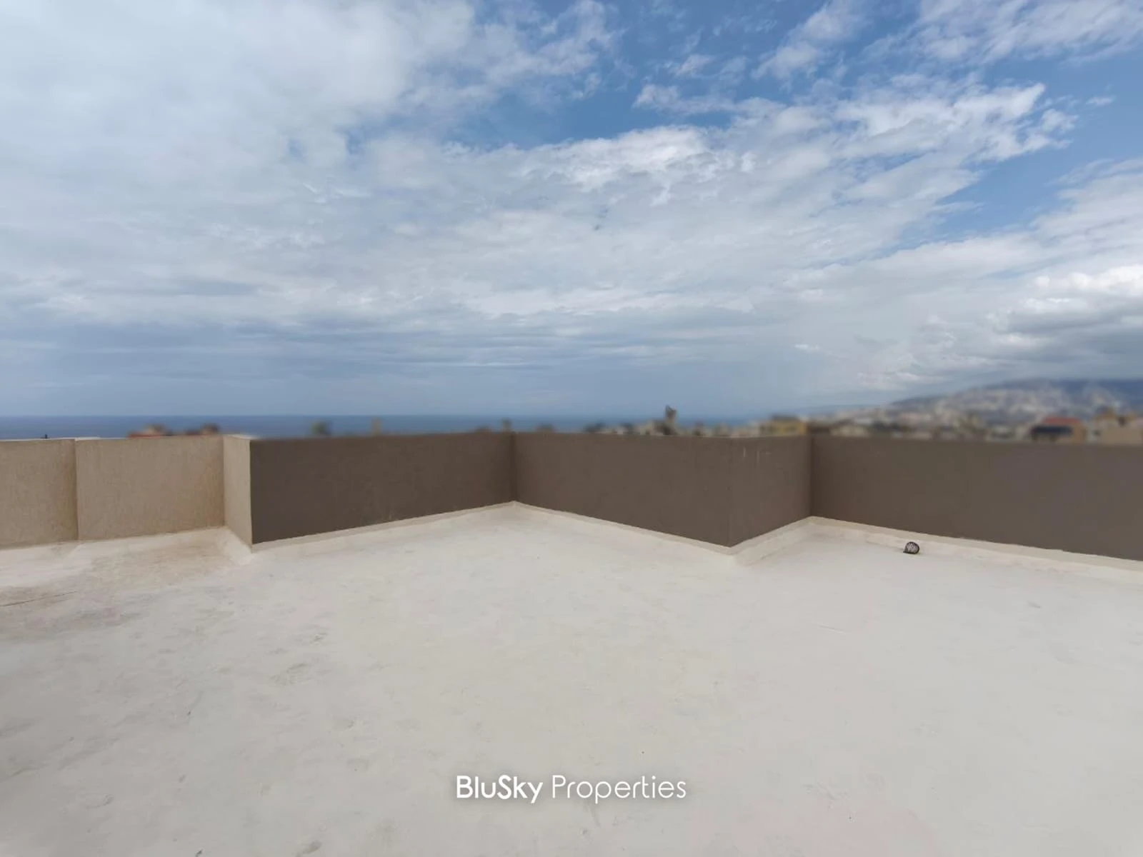 Apartment 155m² with Terrace for Rent in Zouk Mkayel — الصورة 2