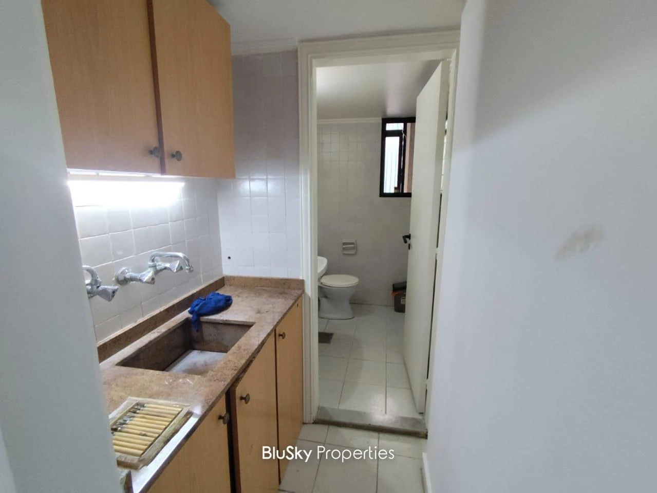 Office 70m² for Rent in Zouk Mkayel — الصورة 3