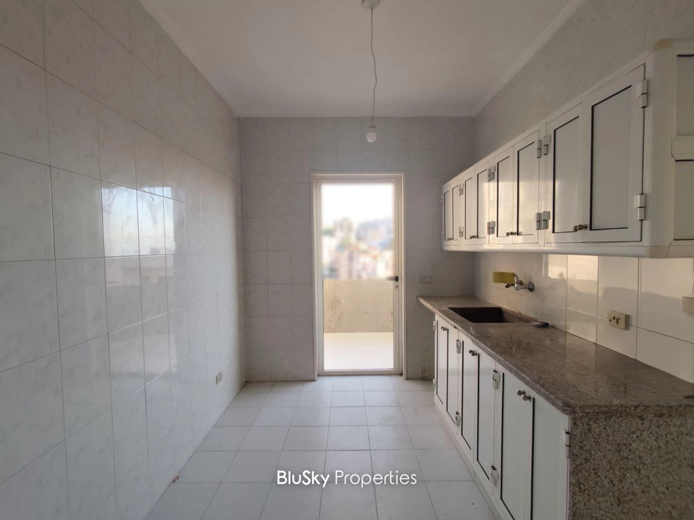 Apartment 120m² Sea View for Rent in Zouk Mosbeh — الصورة 4