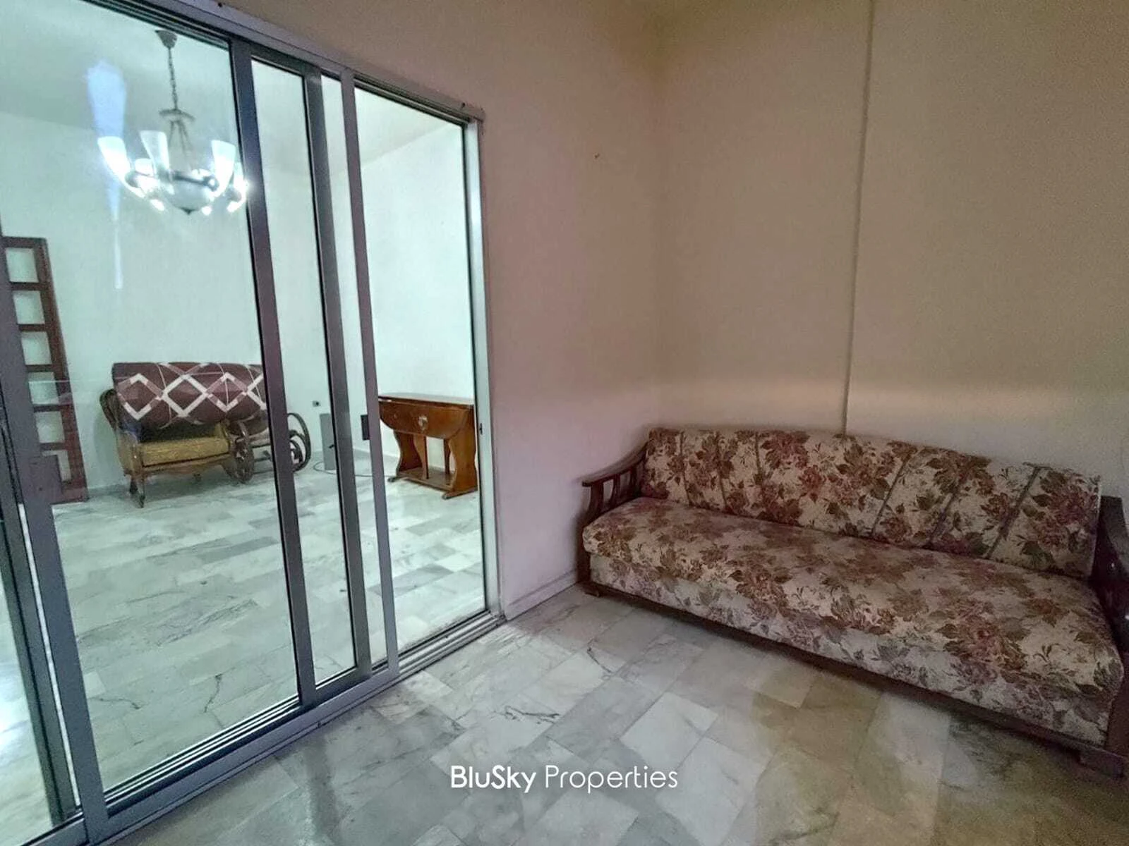 Apartment 125m² Sea View for Sale in Zouk Mosbeh — photo 3