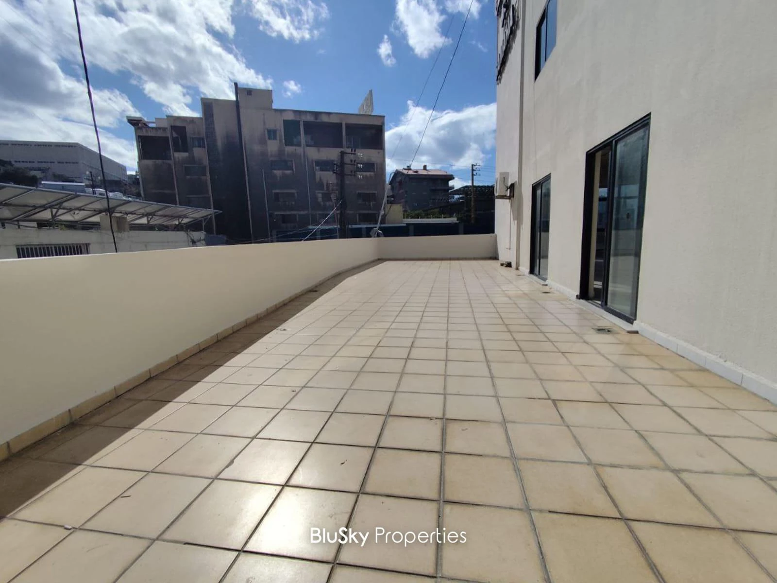 Office 160m² Terrace for Rent in Zouk Mosbeh — الصورة 2