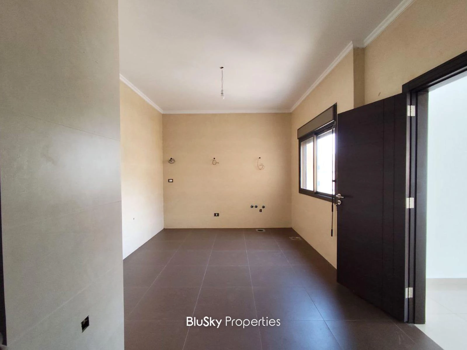 Apartment 175m² for Sale in Zouk Mosbeh — photo 4
