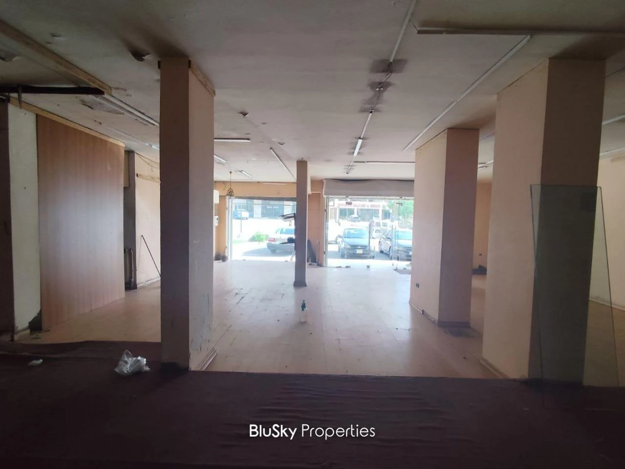 Shop 190m² for Rent in Zouk Mosbeh — photo 3