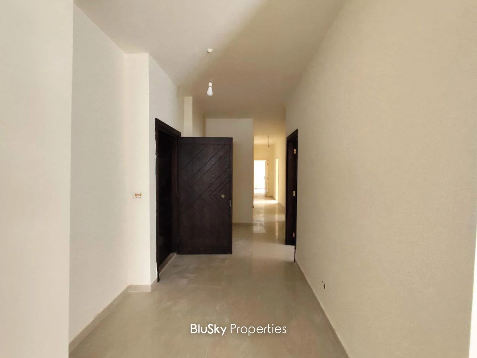 Apartment 195m² for Sale in Zouk Mosbeh — photo 3