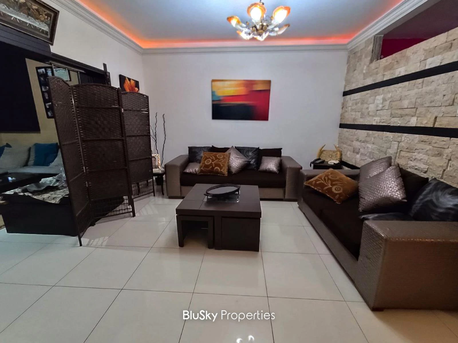 Apartment 80m² Terrace for Sale or Rent in Zouk Mosbeh