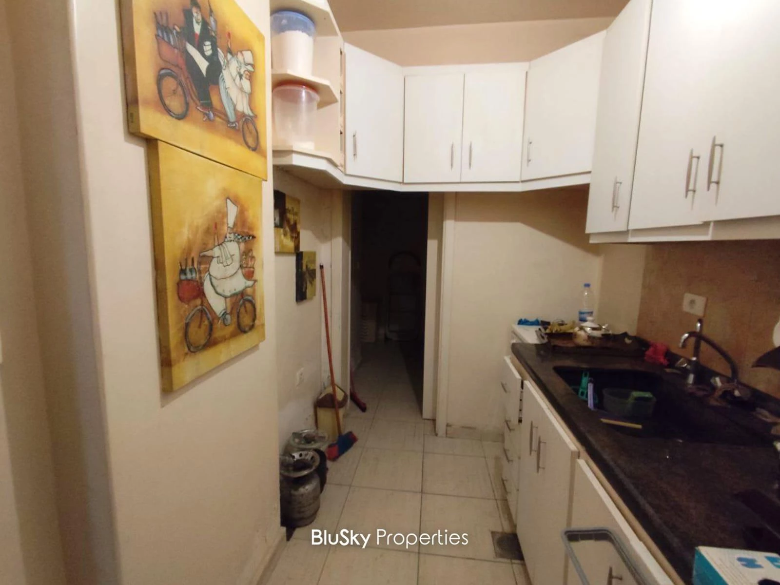 Apartment 80m² Terrace for Sale or Rent in Zouk Mosbeh — photo 3