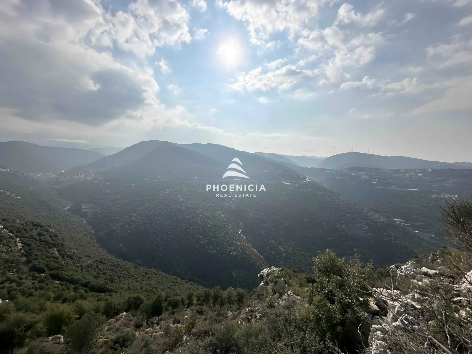 Land for Sale in Bejjeh — الصورة 7