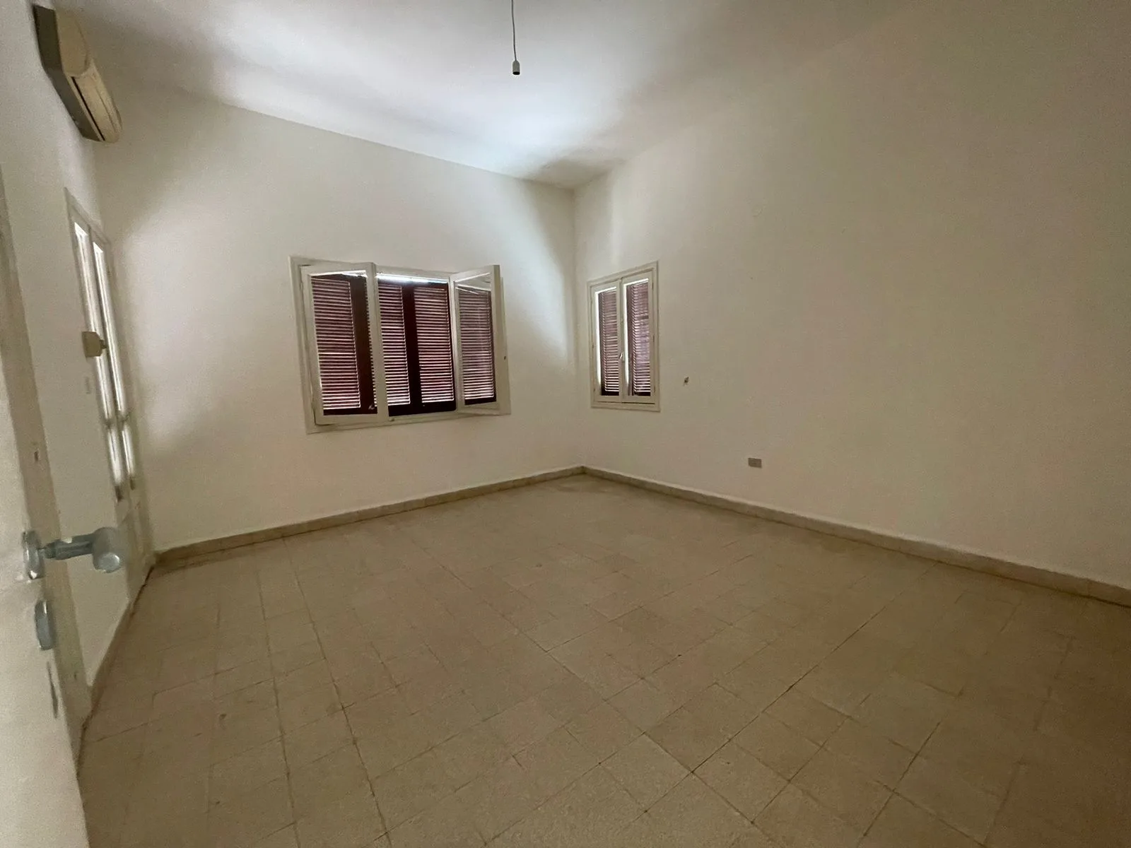 Apartment for Rent in Achrafieh — الصورة 9