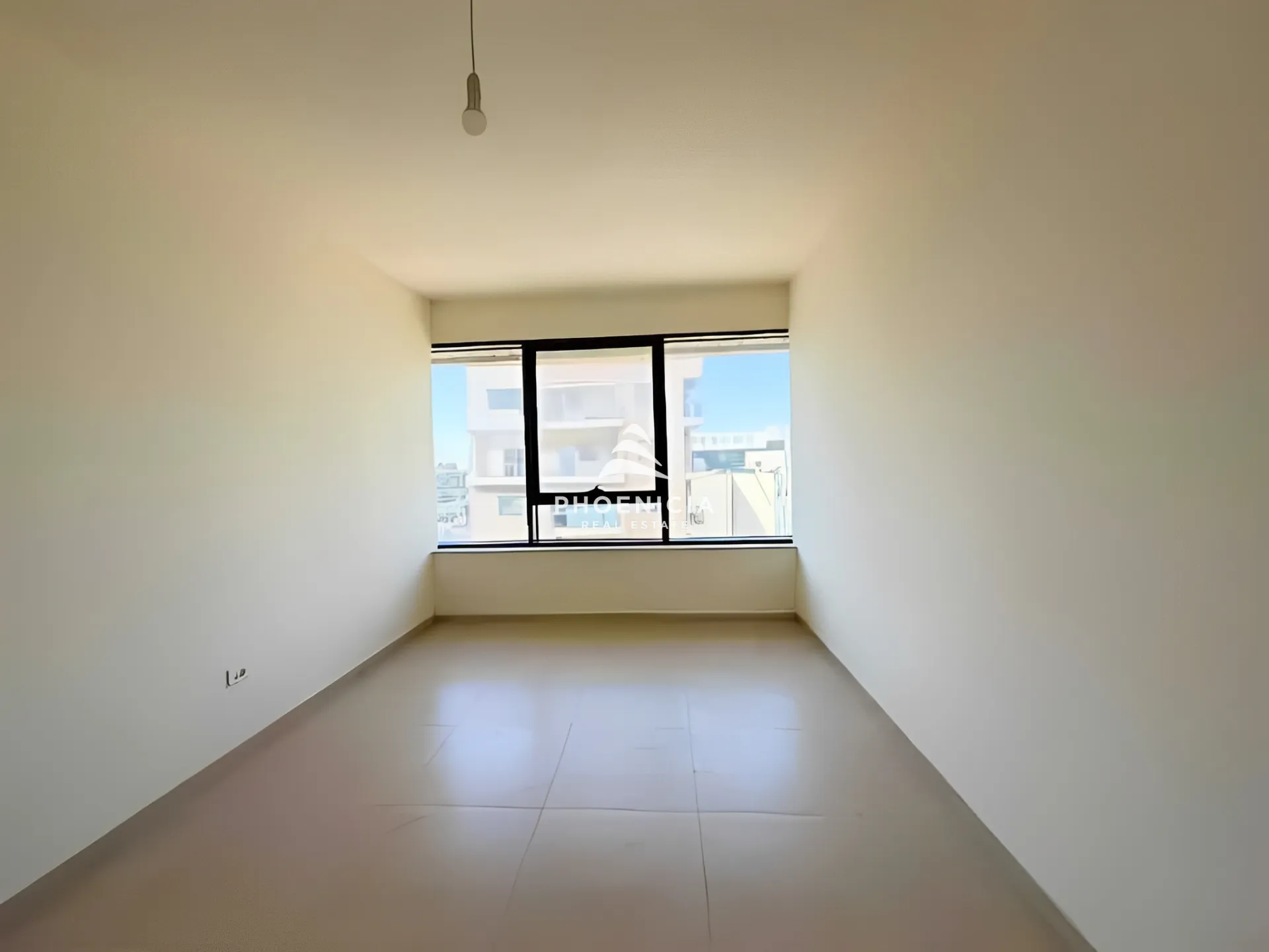 Office for rent in Byblos — الصورة 3