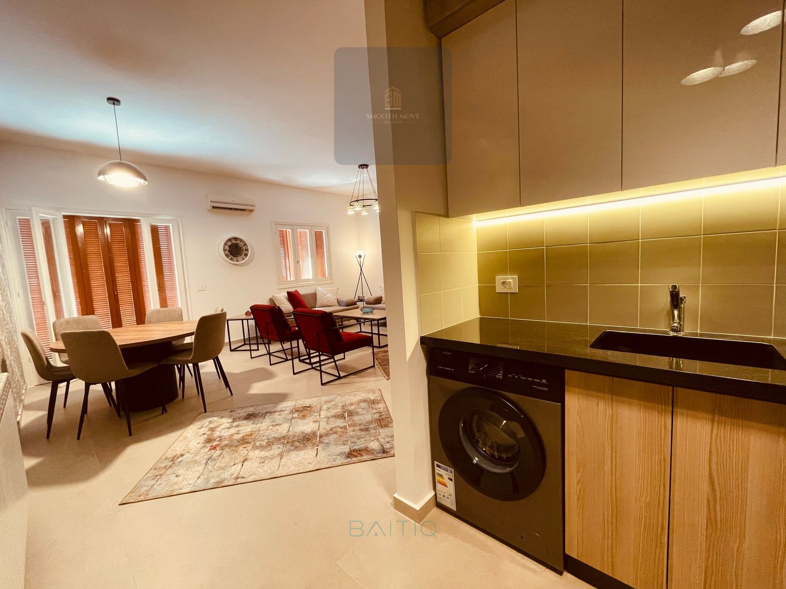 Charming Furnished 2 Bedroom Apartment for Sale and Rent in Achrafieh, Beirut — الصورة 2