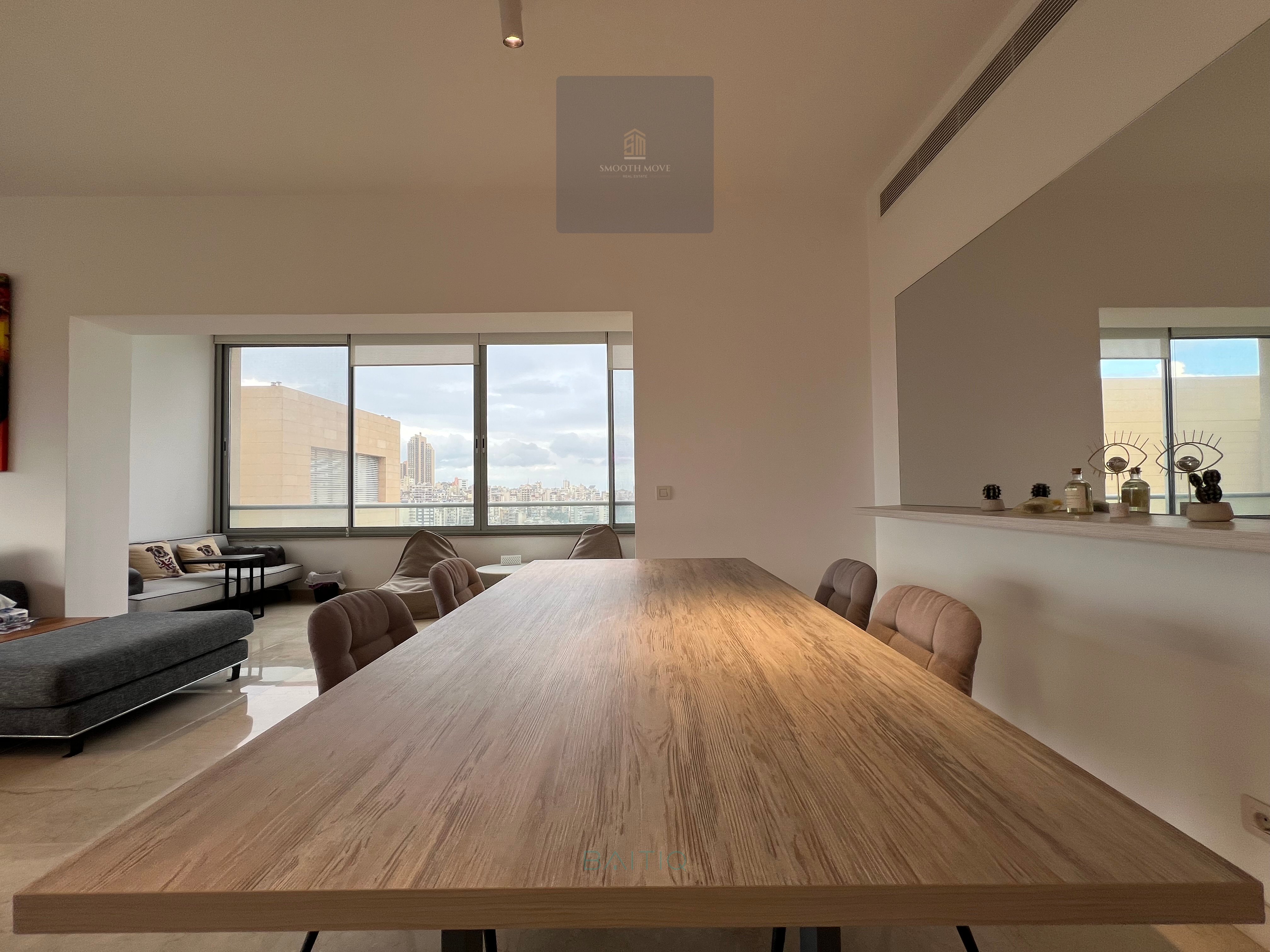 Gorgeous 3 Bedroom for Sale in Ashrafieh in a Gated Community — الصورة 2