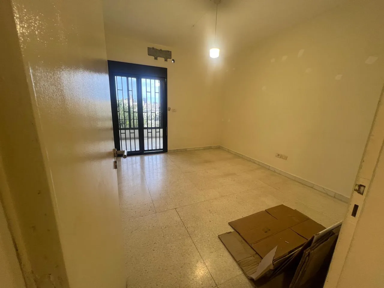 Apartment for Sale in Mar Takla, Lebanon — الصورة 7