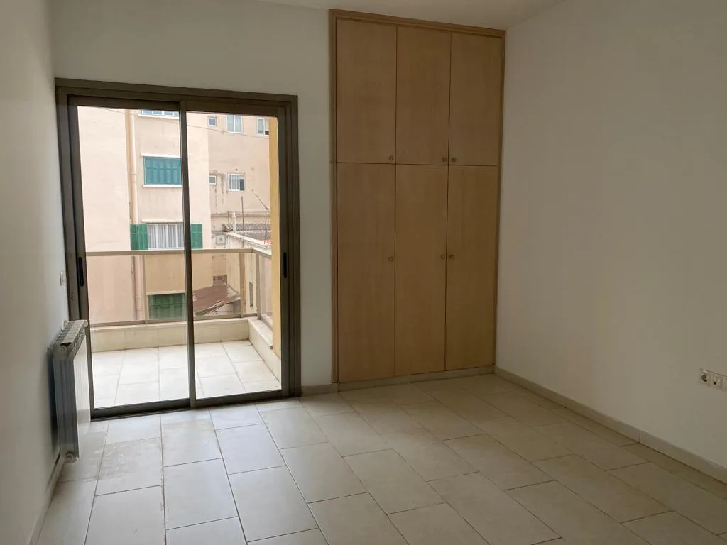 Apartment for Sale in Gemmayzeh, Beirut, Lebanon — الصورة 4