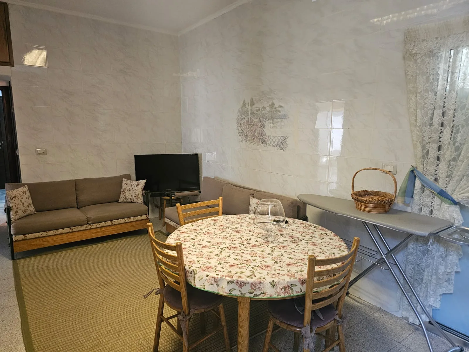 Apartment for Rent in Sabtiyeh — photo 5