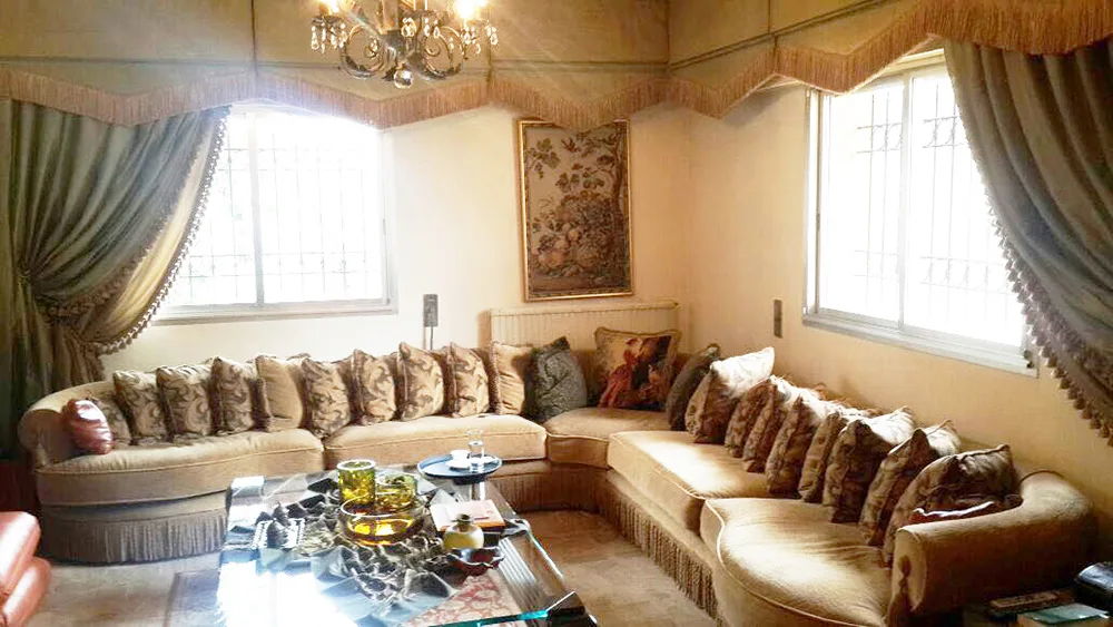 Villa for Sale in Jouret El Ballout, Lebanon — الصورة 9