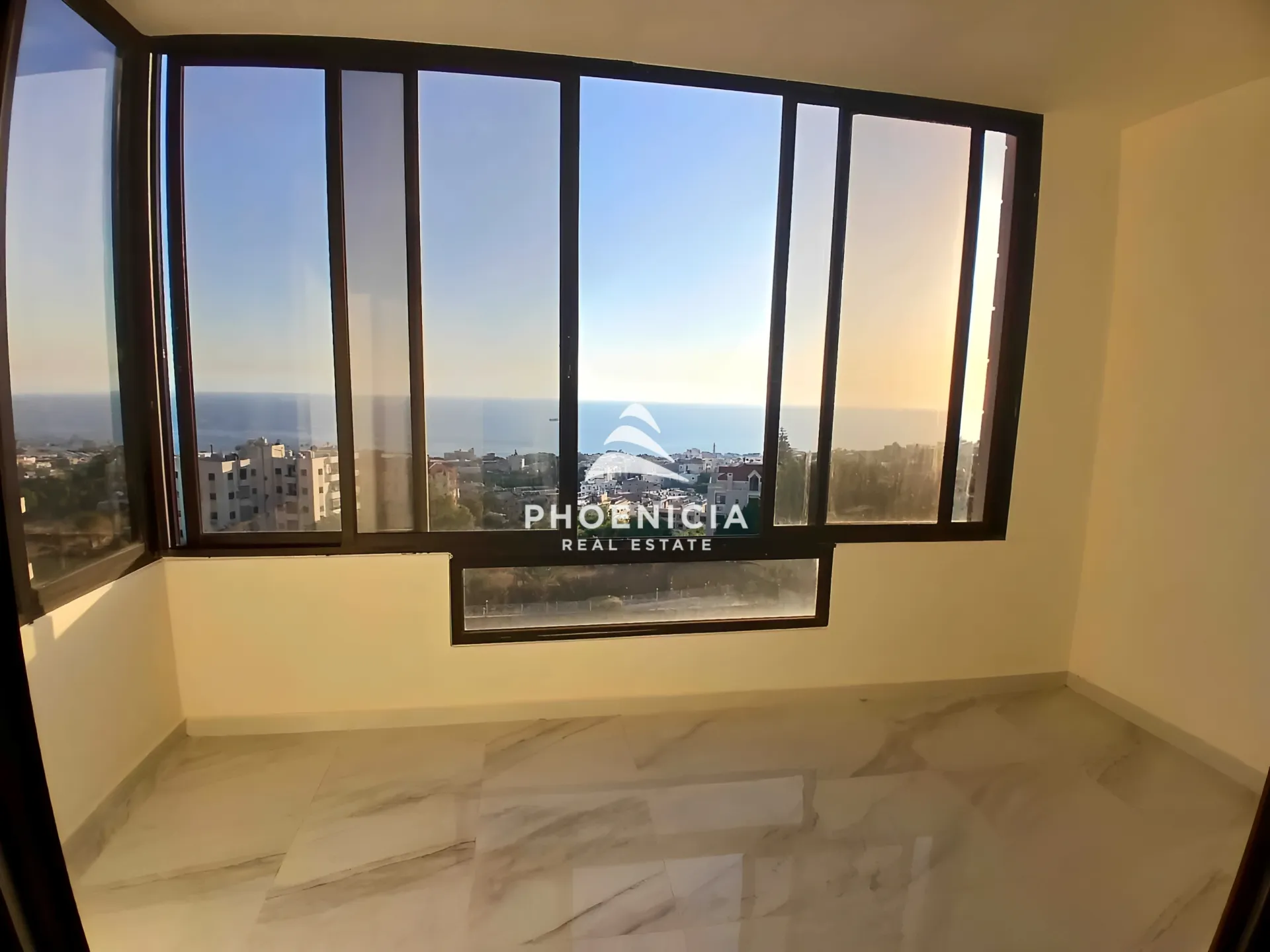 Apartment for sale in Amchit, Lebanon — الصورة 2