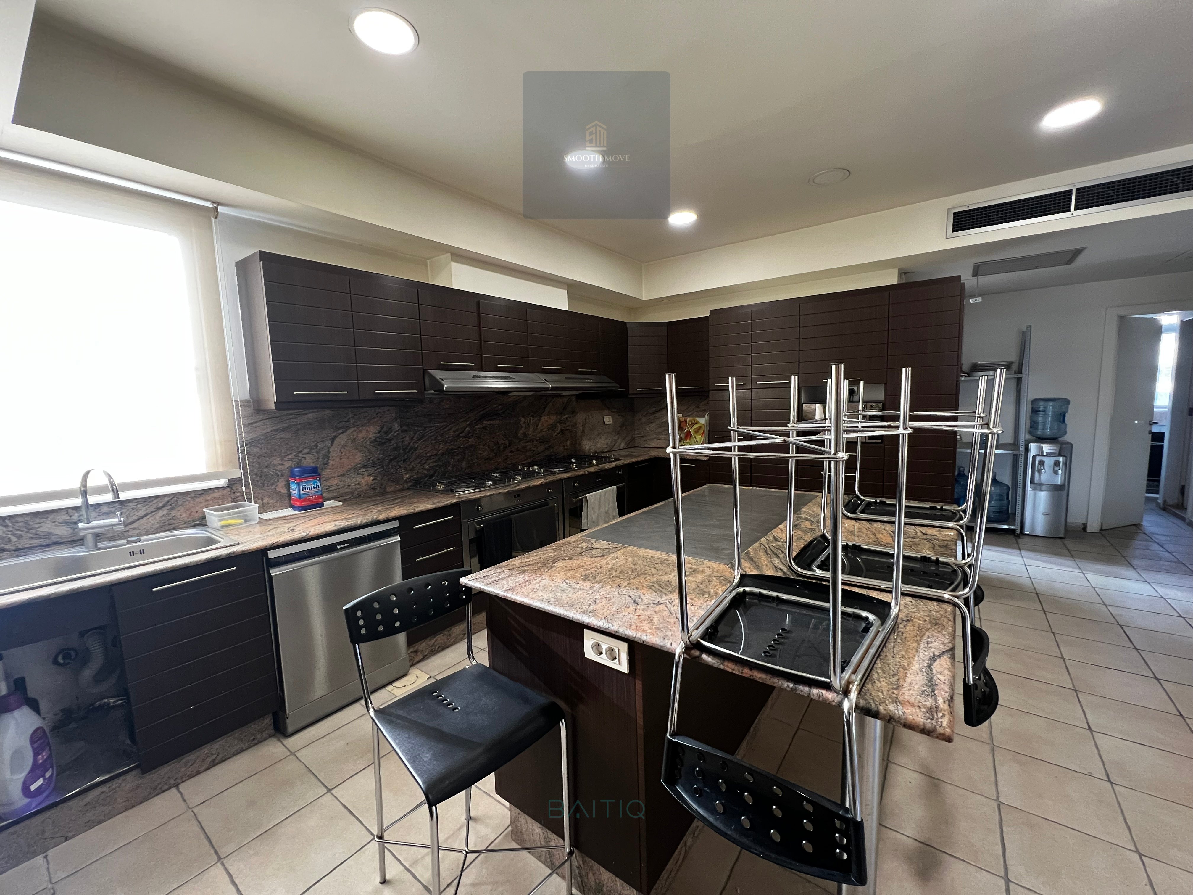 Beautiful Three Bedroom Apartment for Sale in Tallet Khayat — الصورة 7