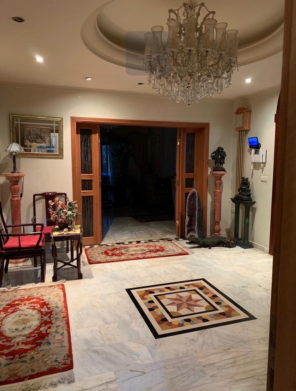 Luxurious Villa for sale in Tilal Khaldeh Aramoun — الصورة 8