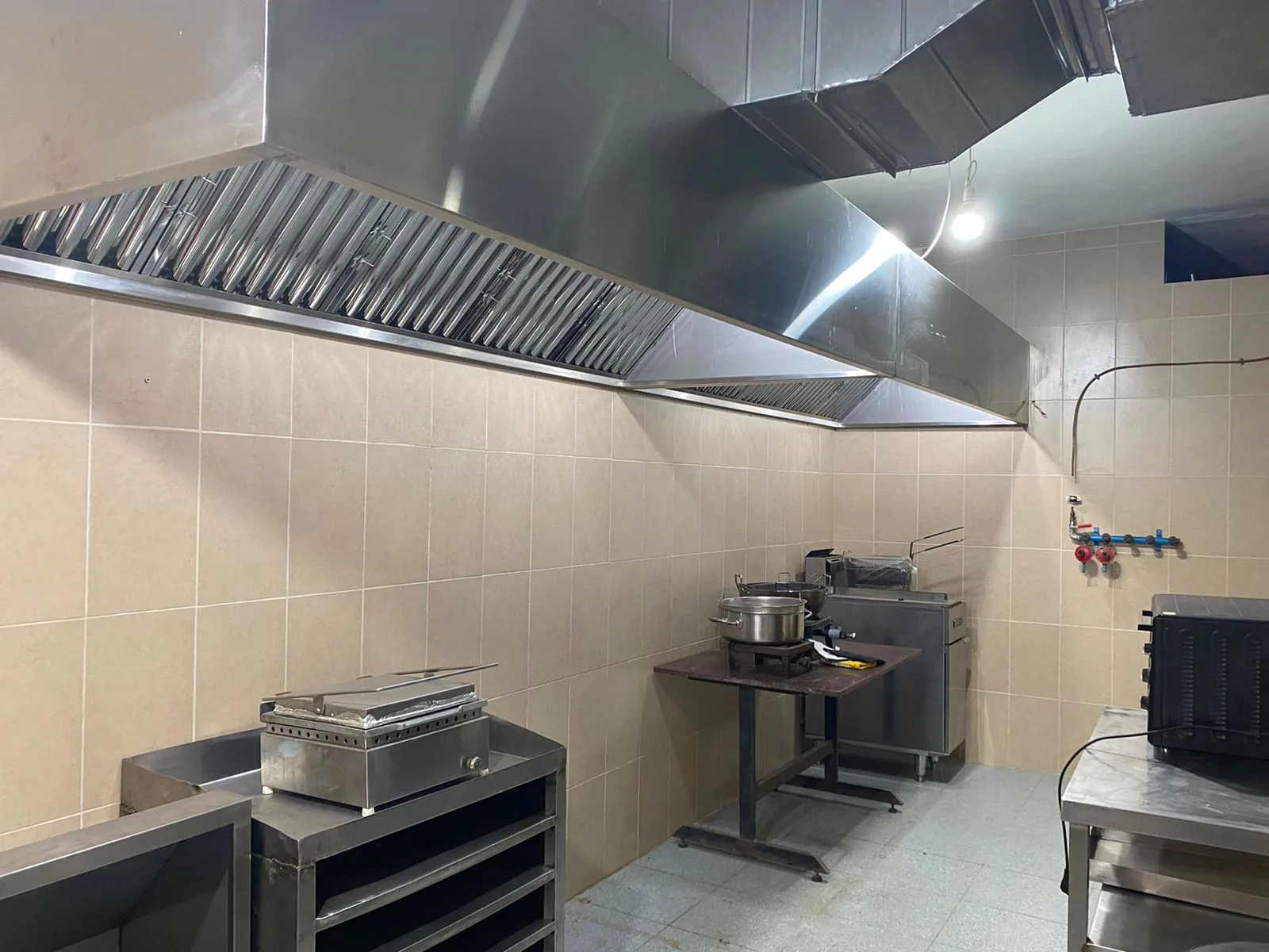 Shop for Sale in Forn El Chebbak