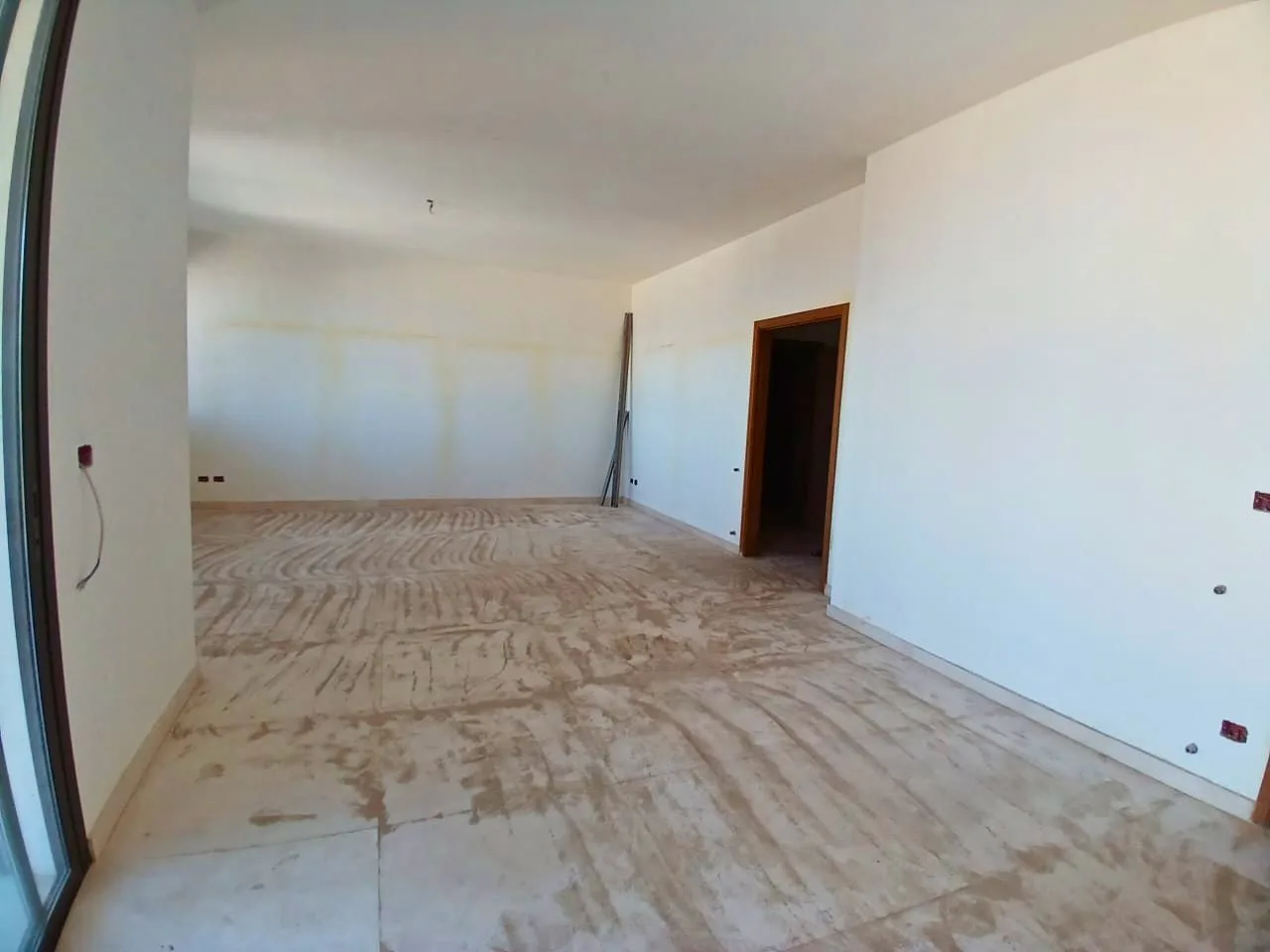 Apartment for Sale in Cornet Chahwan, Lebanon — الصورة 3