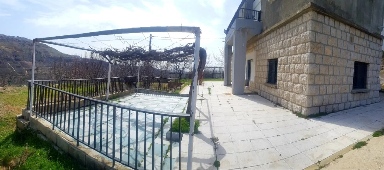 Villa for Sale in Faqra, Lebanon — الصورة 2