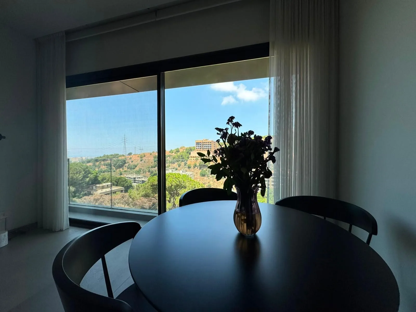 Apartment for Rent in Mansourieh — الصورة 2