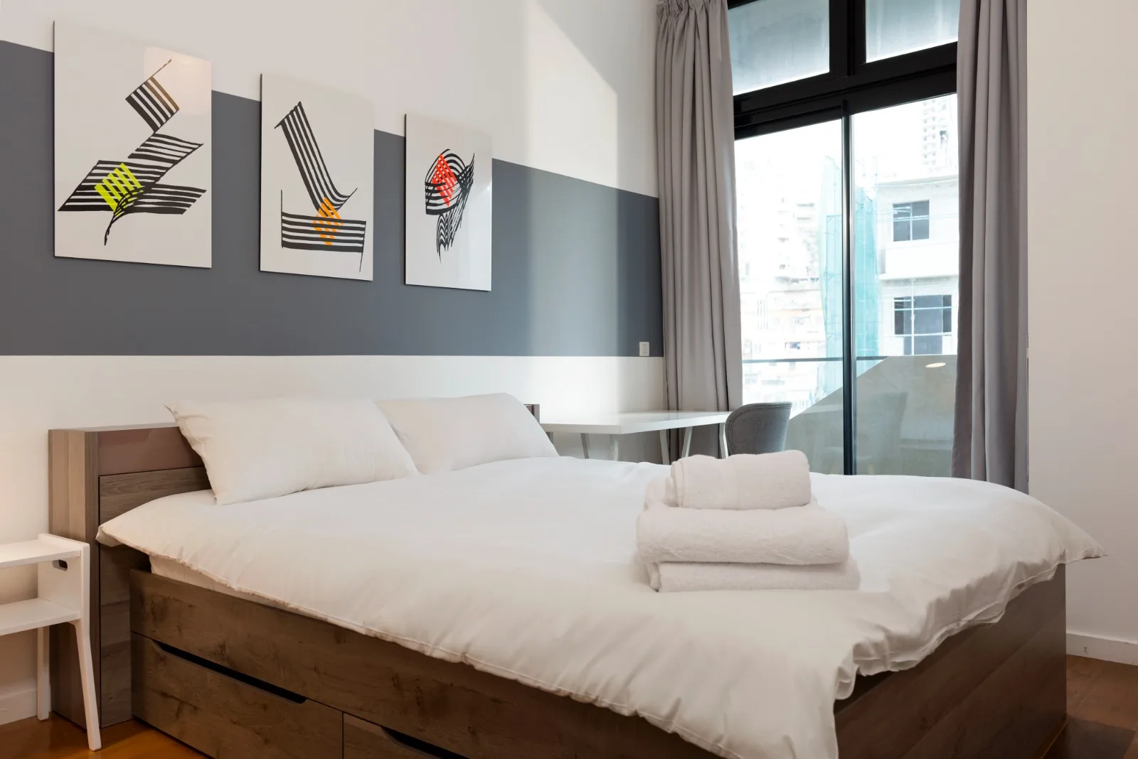 Apartment for Sale in Mar Mikhael, Beirut, Lebanon — الصورة 6