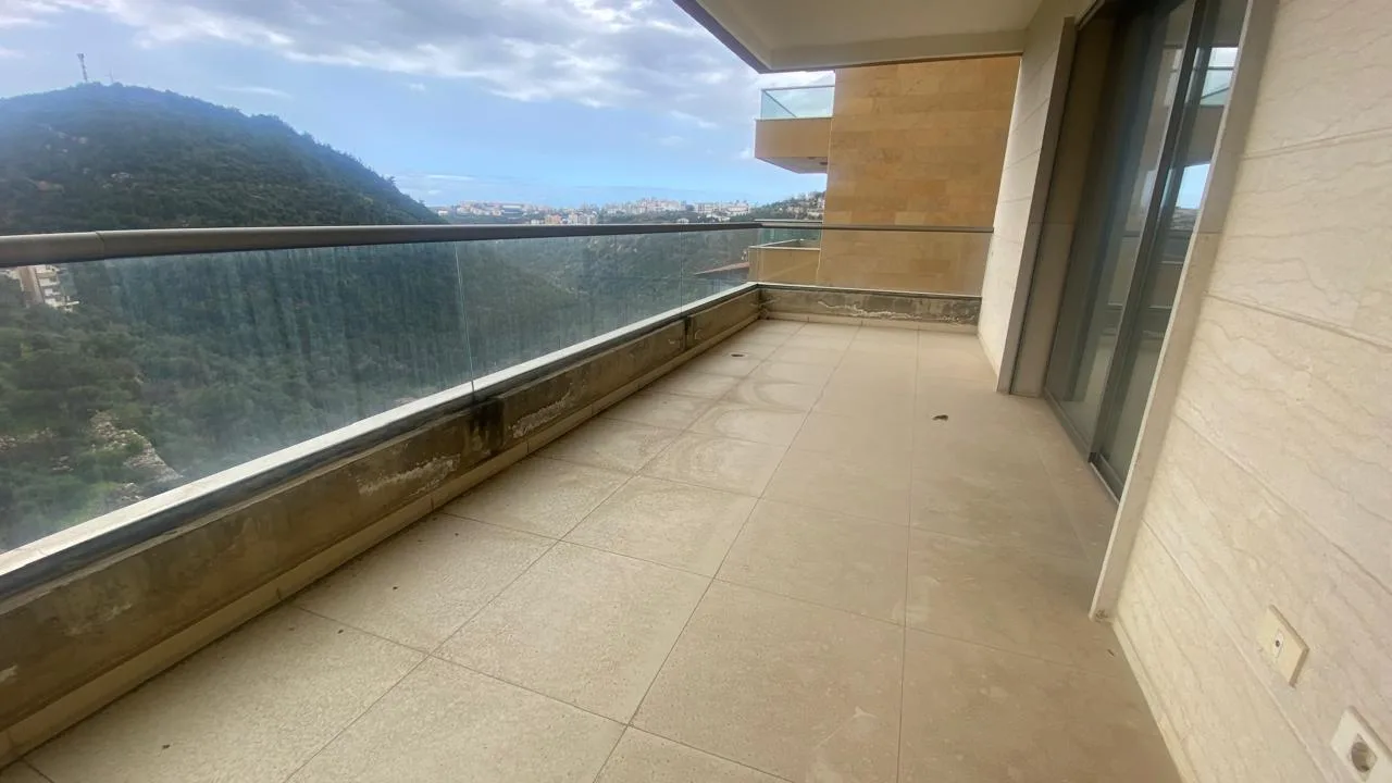 Apartment for Sale in Zikrit, Lebanon — الصورة 2