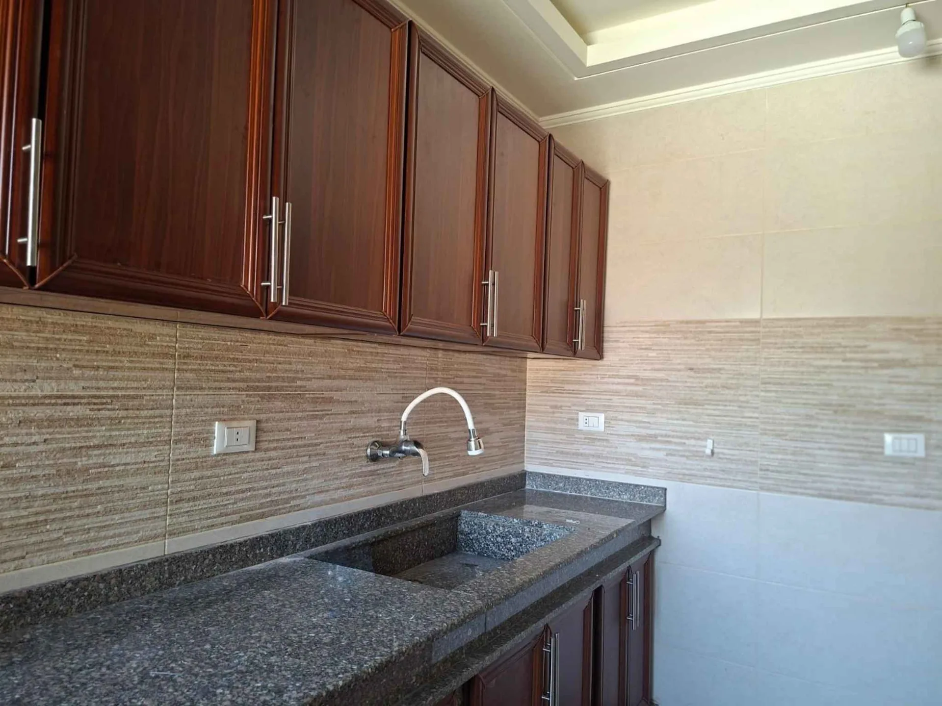 Apartment for Rent in Verdun — الصورة 6