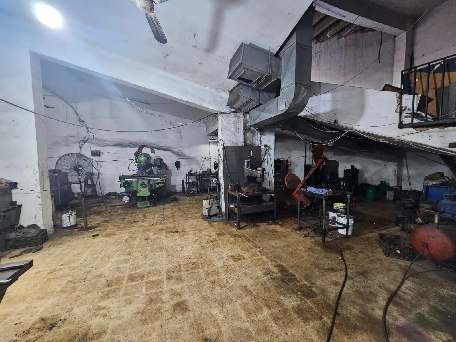 Industrial Unit for sale in Fanar — الصورة 4