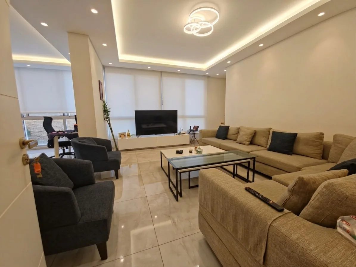 Apartment for Sale in Ain El Remmaneh