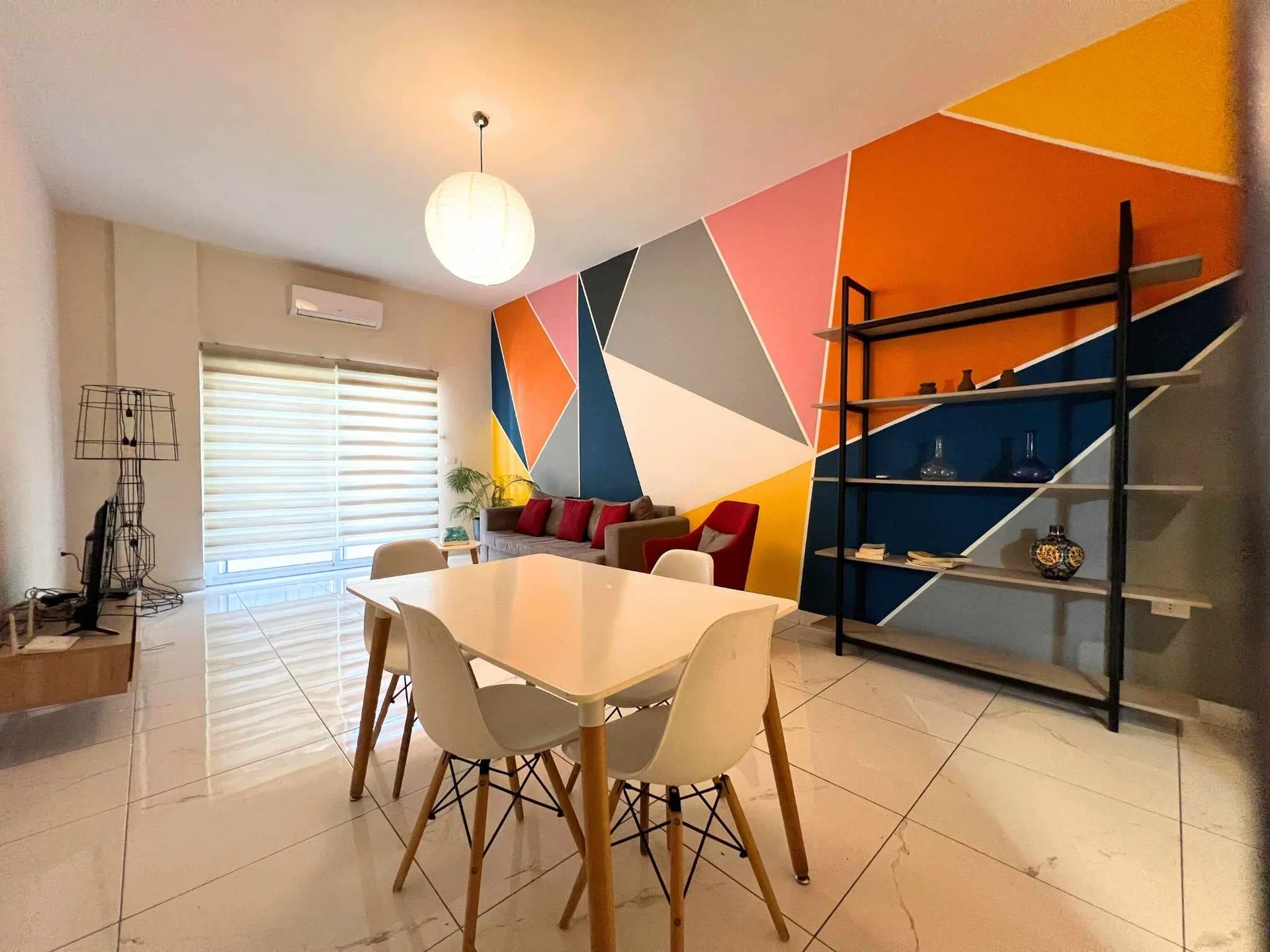 Apartment for Sale in Mar Mikhael, Beirut, Lebanon — الصورة 2