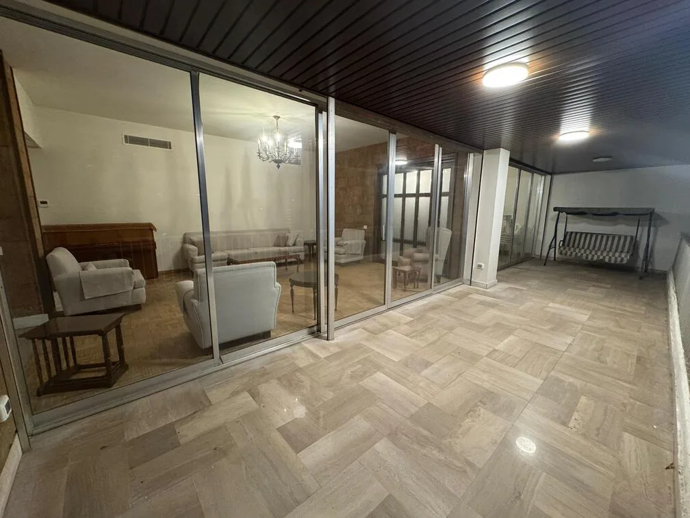 Apartment for Rent in Verdun, Beirut, Lebanon — الصورة 5