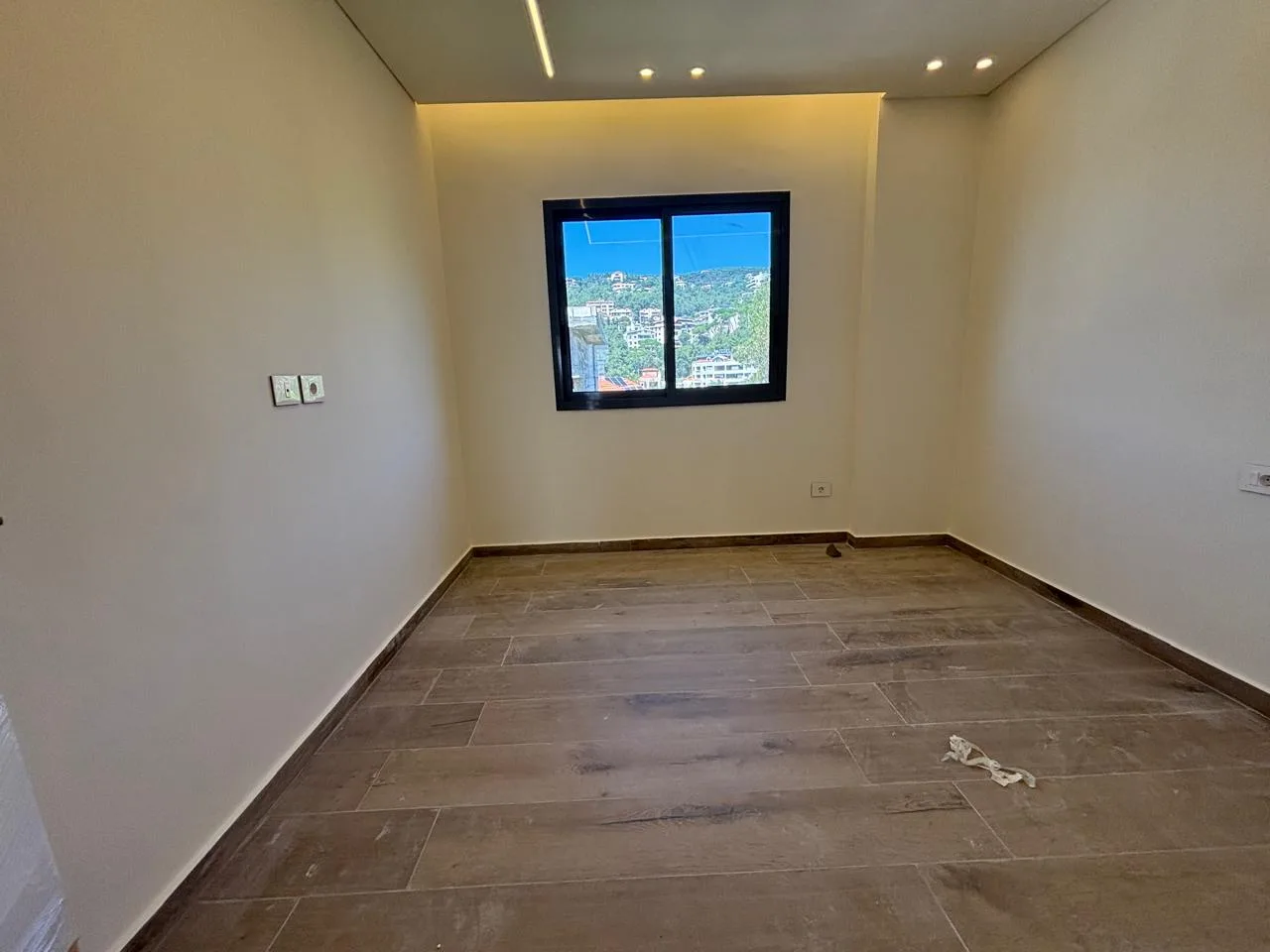 Apartment for Sale in Baabdat — الصورة 4