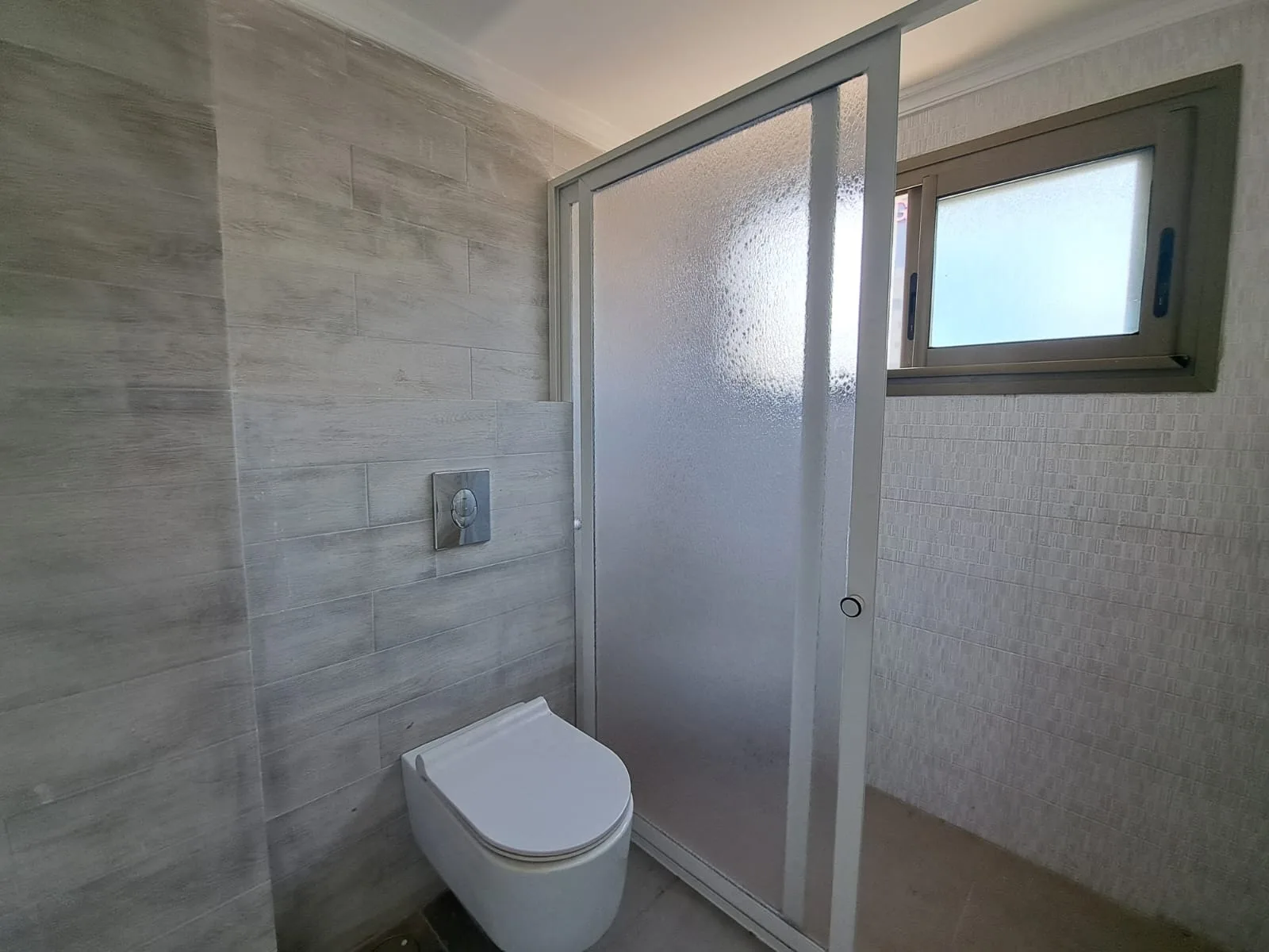 Apartment for Sale in Jdeideh, Lebanon — الصورة 8