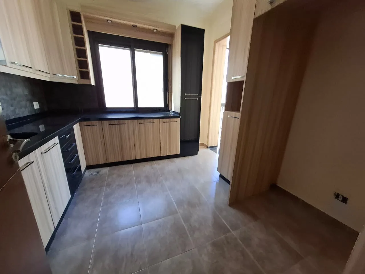 Apartment for Rent in Zouk Mosbeh — الصورة 5