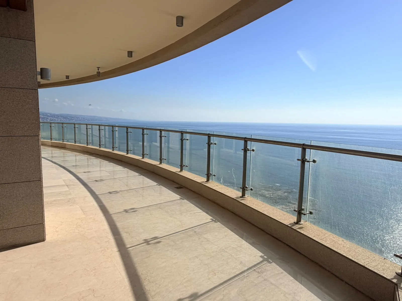 Apartment for Sale in Raoucheh