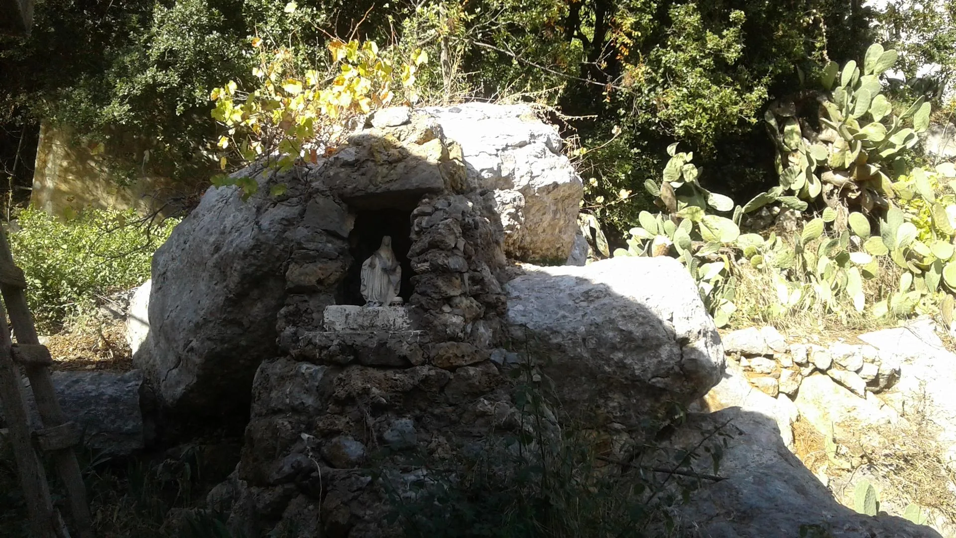 Villa for Sale in Baabdat, Lebanon — الصورة 8