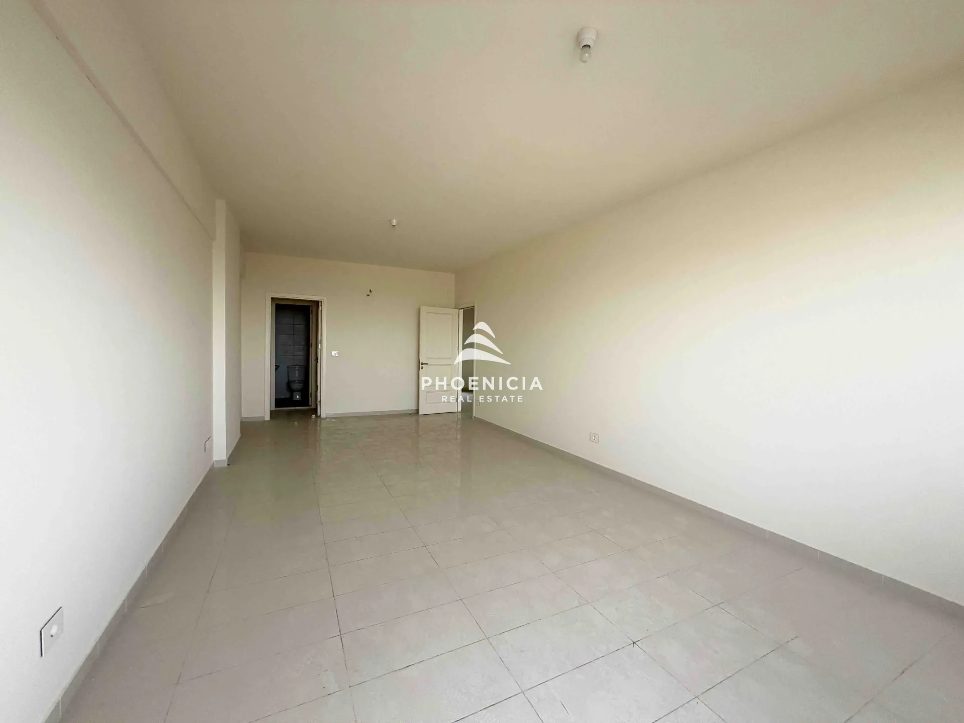 Office for Sale in Byblos — الصورة 3