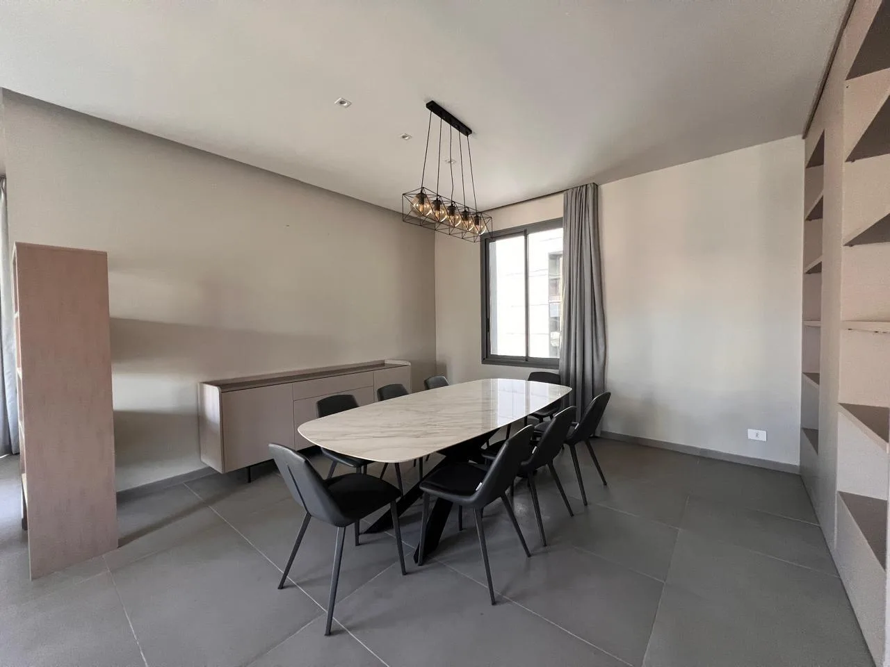 Apartment for Rent in Charles Malek Achrafieh, Lebanon — الصورة 4
