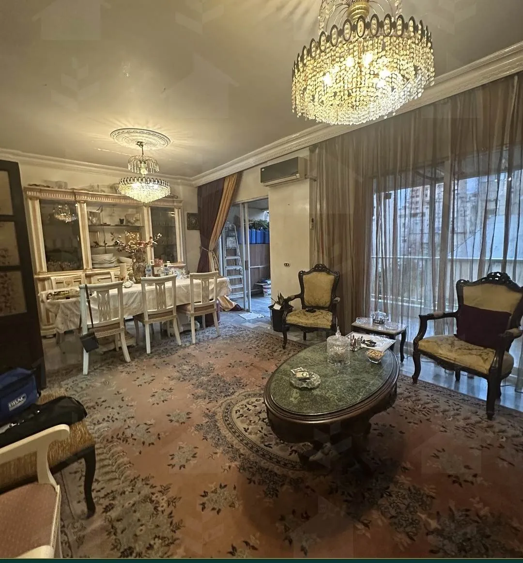 Move-in ready 145 m² apartment in Basta, central Beirut — photo 4