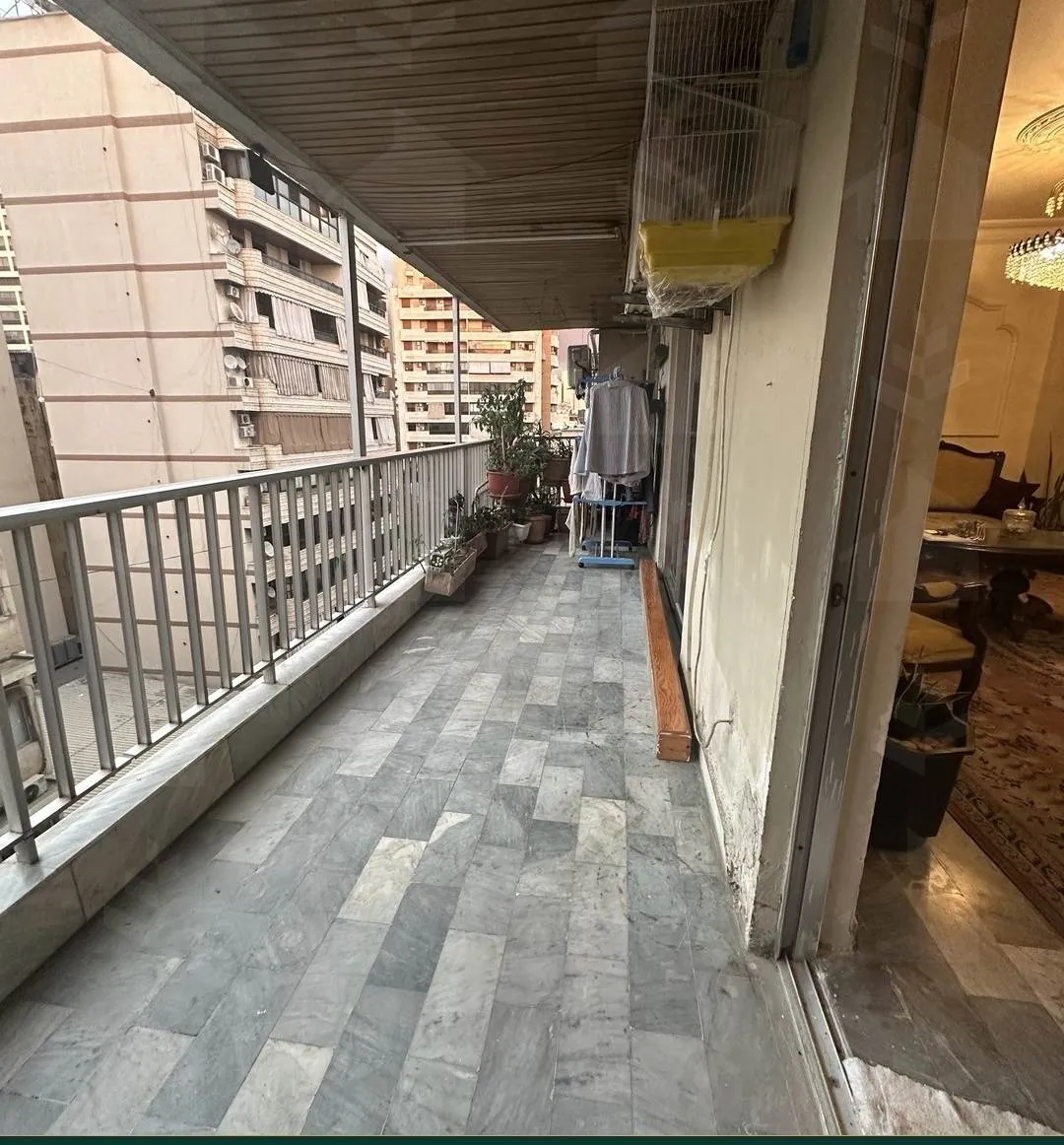 Move-in ready 145 m² apartment in Basta, central Beirut — photo 5
