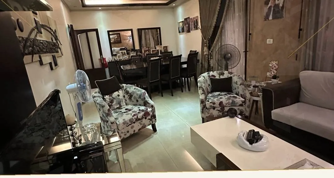 153 m² apartment with 24/7 solar power in Ras El Nabeh, Beirut