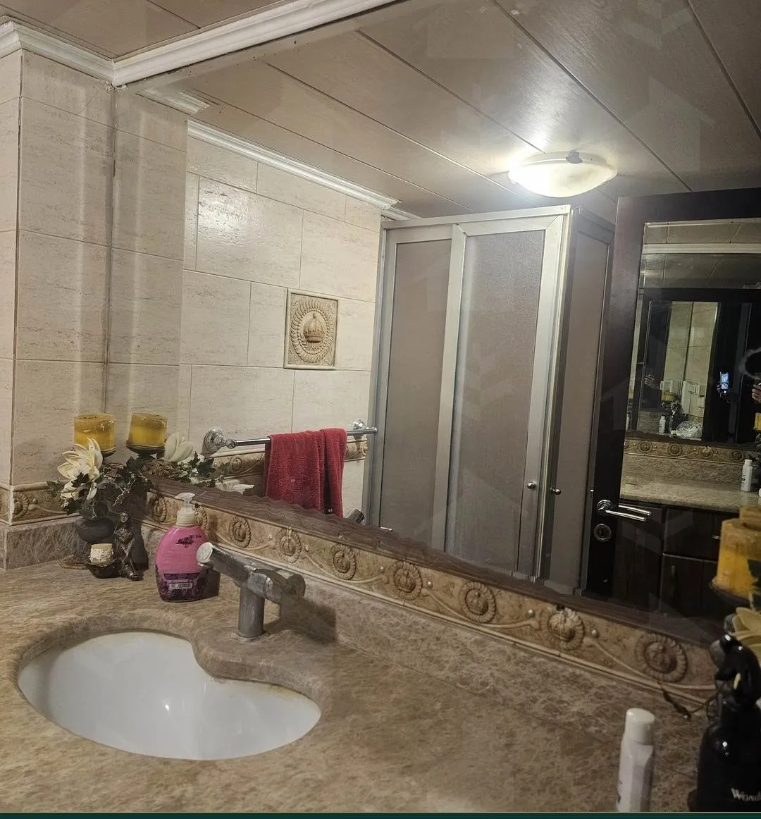 Fully renovated 245 m² apartment with sea view facing Beirut Arab University — photo 2