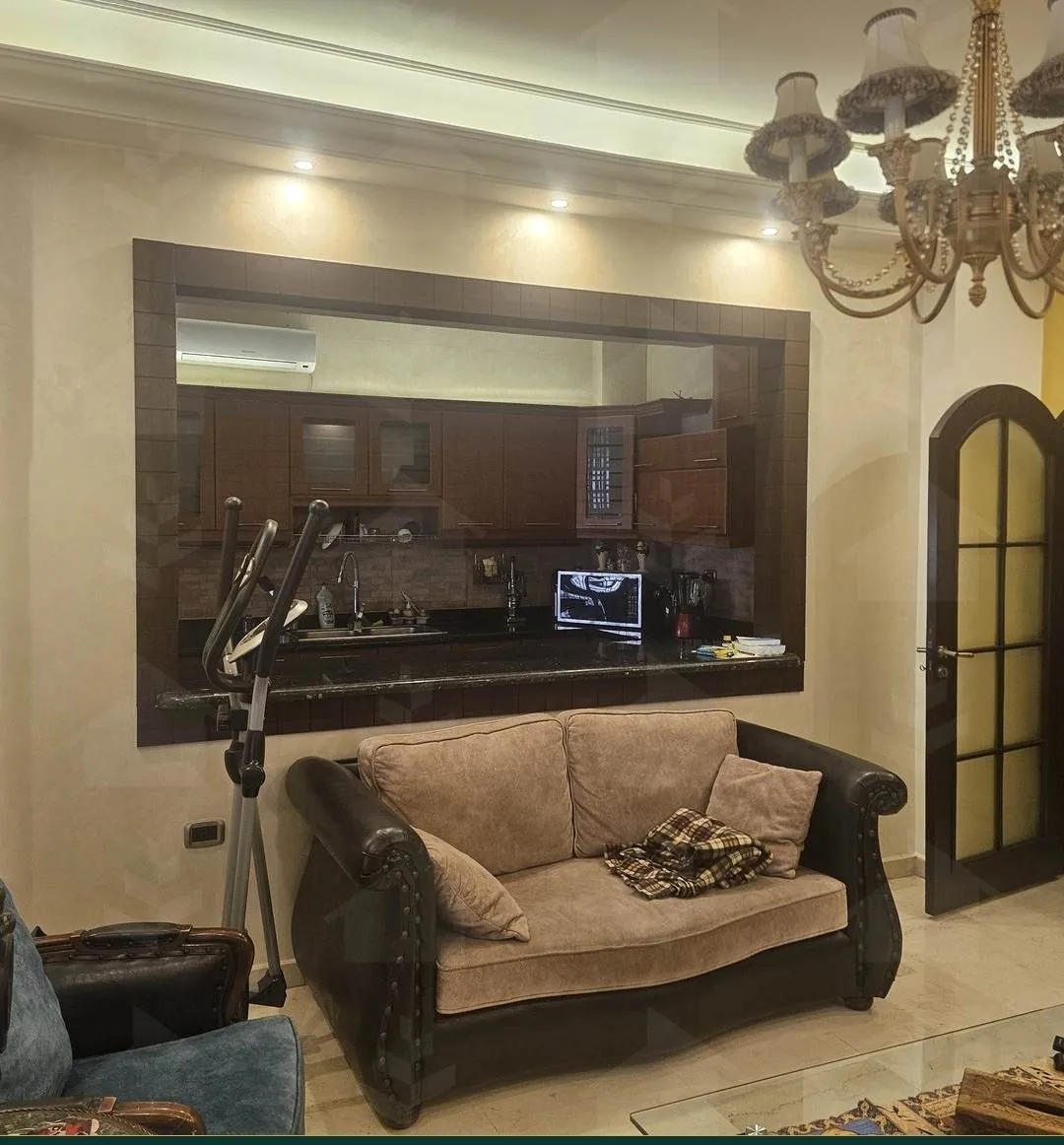 Fully renovated 245 m² apartment with sea view facing Beirut Arab University — photo 4