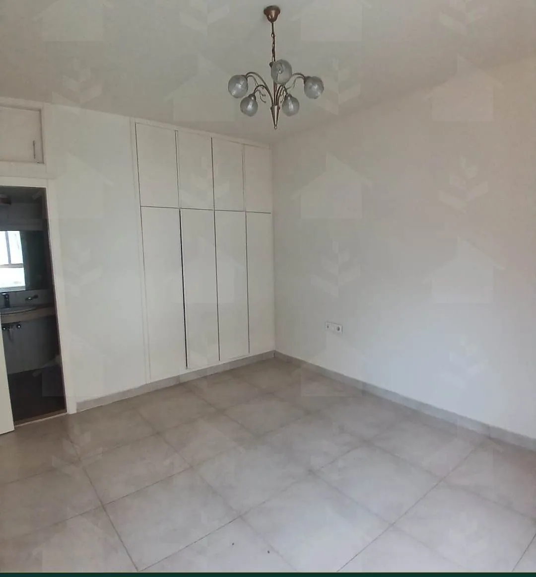130 m² serviced apartment with city view in Salim Slem, Beirut — photo 3