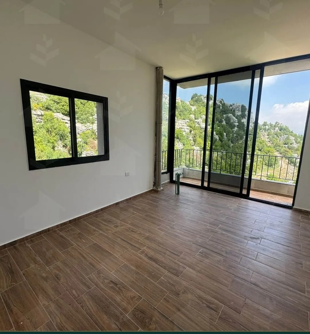 164 m² mountain-view apartment with pool and solar in Feytroun, Keserwan — photo 3